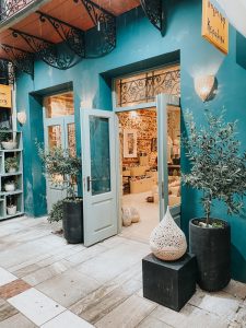 Yoga Retreat Griechenland Laden