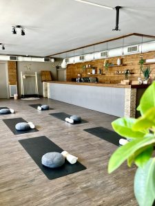 Yoga Retreat Griechenland Yogaroom Theke